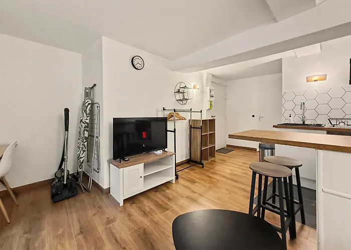 Le Duplex Apartment *